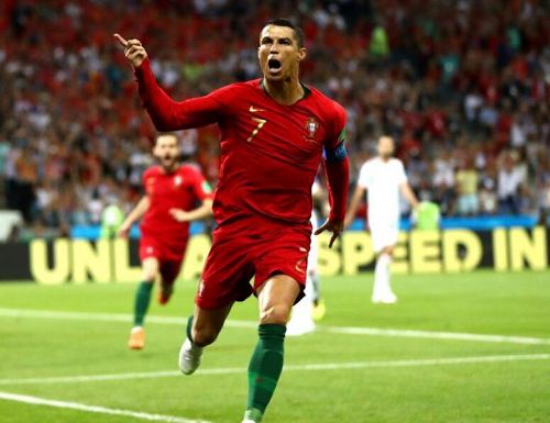  国王杯前瞻：皇家社会主场迎战奥萨苏纳，攻防对决谁主沉浮？  